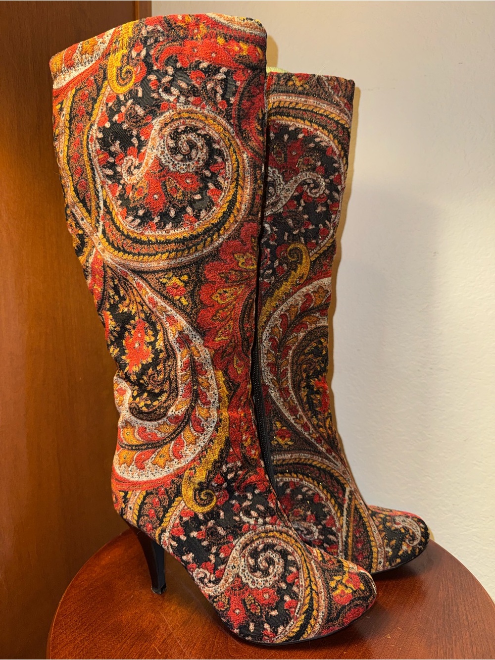 Vintage 90’s Era Diba Velour Tapestry Boots